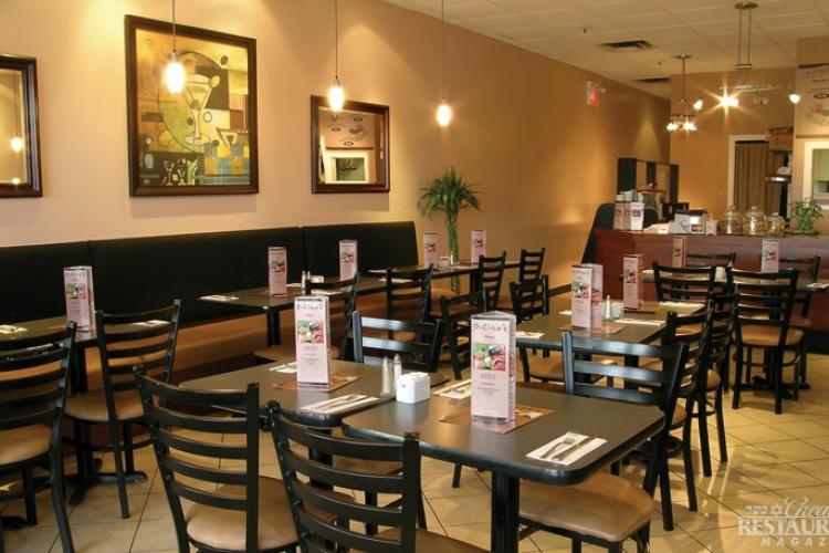 Island D Lites Restaurant